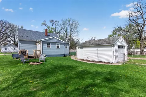 Exterior - 937 Varden, Jackson, MI 49202 photo 6 of 11