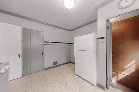 Entry Way - 17 Angle, Update, IN 46350 photo 1 of 1