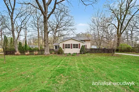 5728 Ethelwin, Belmont, MI 49306