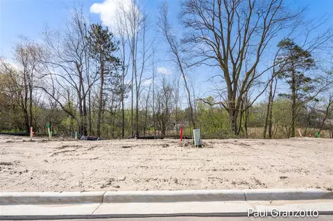 3052 Arbor Crk, Kentwood, MI 49512