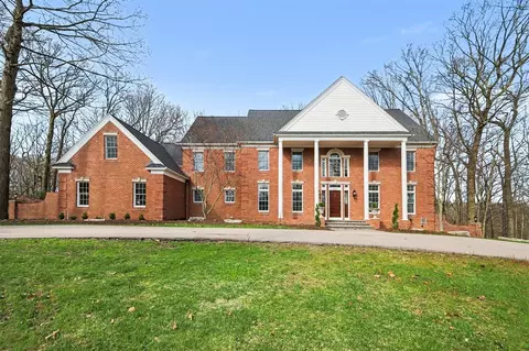 1233 Ballybunion, Grand Rapids, MI 49546