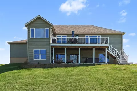 Exterior - 10064 Eightway, Plainwell, MI 49080 photo 4 of 6