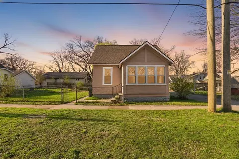 379 E Dl, Muskegon, MI 49442