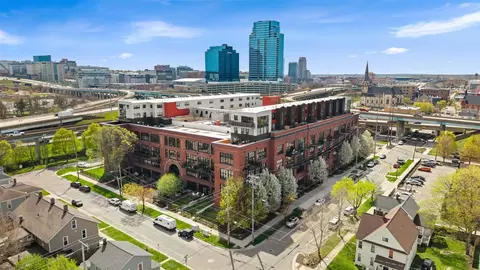 600 Broadway #203, Grand Rapids, MI 49504