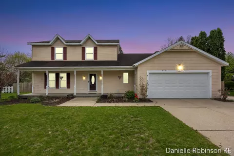3460 Sunnyhill, Rockford, MI 49341