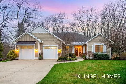 1724 Red Stem, Holland, MI 49424