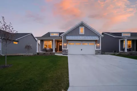 2550 Meadow Rdg, Grand Rapids, MI 49534