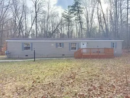 202 Hills, Leroy, MI 49655