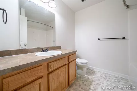 Bath - 377 White Pne, Belding, MI 48809 photo 2 of 3