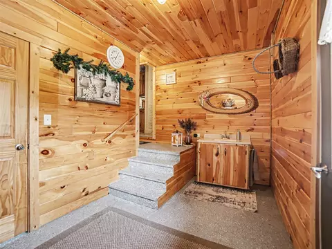 Entry Way - 1799 E Us 10, Custer, MI 49405 photo 1 of 1