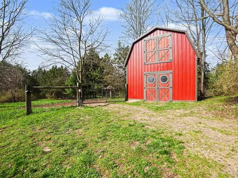 Exterior - 1799 E Us 10, Custer, MI 49405 photo 10 of 18