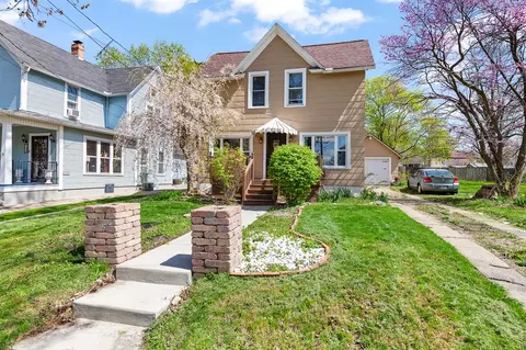 418 Ormsby, Adrian, MI 49221 photo 2