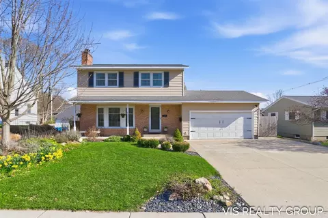 317 Grand, Grand Haven, MI 49417