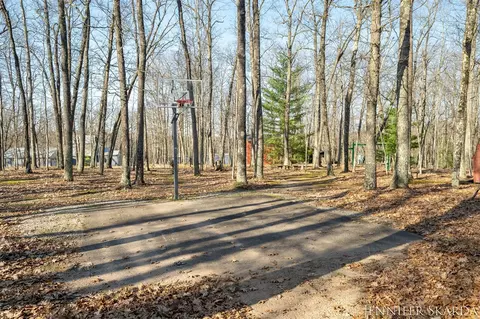 Exterior - 9341 S Oxeye, Baldwin, MI 49304 photo 16 of 21