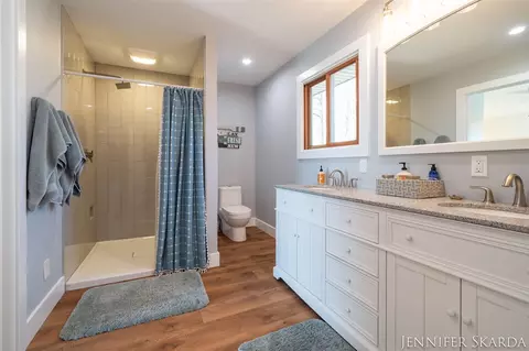 Bath - 9341 S Oxeye, Baldwin, MI 49304 photo 1 of 3