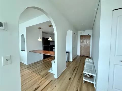 555 E William #17A, Ann Arbor, MI 48104