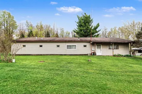 9849 W V, Schoolcraft, MI 49087