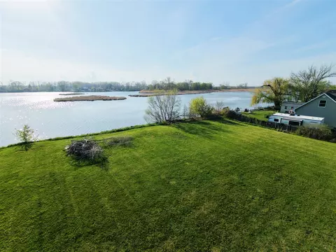 Dan, Brownstown, MI 48173