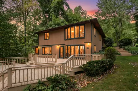 28125 North, Gobles, MI 49055