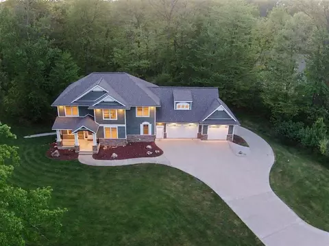 7117 Anchorage, Caledonia, MI 49316