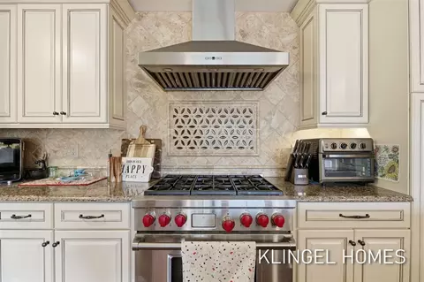 Kitchen - 1065 S Mcmasters Brg, Grayling, MI 49738 photo 3 of 5