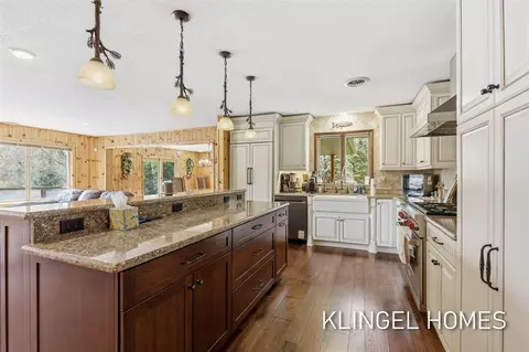Kitchen - 1065 S Mcmasters Brg, Grayling, MI 49738 photo 5 of 5
