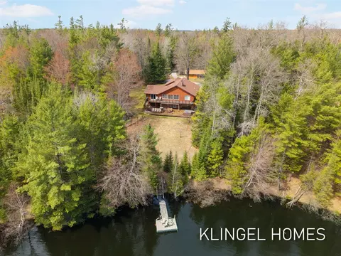 1065 S Mcmasters Brg, Grayling, MI 49738