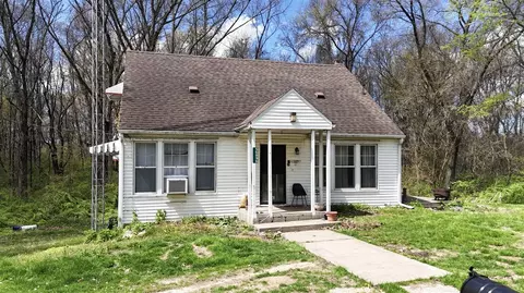 56896 Sunnyside, Cassopolis, MI 49031