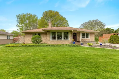 51 Westmont, Grand Rapids, MI 49504