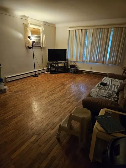 Living - 1614 Knapp, Flint, MI 48503 photo 1 of 1