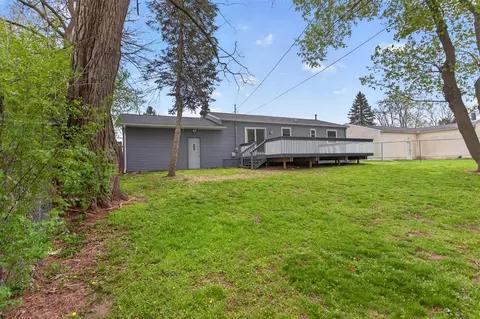 Exterior - 532 Robinson, Jackson, MI 49203 photo 10 of 13
