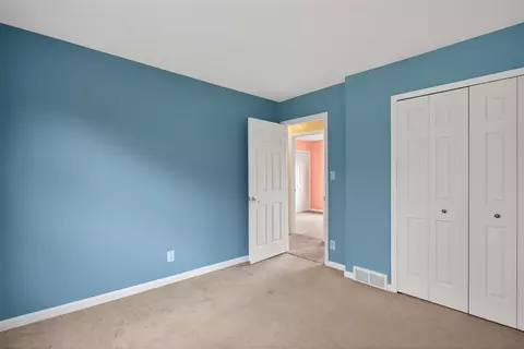 Bedroom - 532 Robinson, Jackson, MI 49203 photo 8 of 9