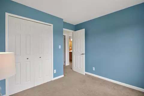 Bedroom - 532 Robinson, Jackson, MI 49203 photo 2 of 9