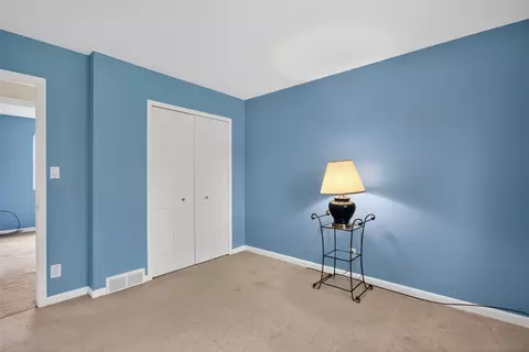 Bedroom - 532 Robinson, Jackson, MI 49203 photo 9 of 9