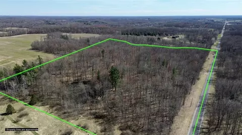 18770 Albrecht, Cedar Springs, MI 49319