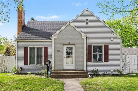 1528 Roseland, Kalamazoo, MI 49001
