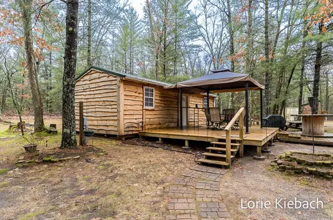 3710 E Us 10, Chase, MI 49623
