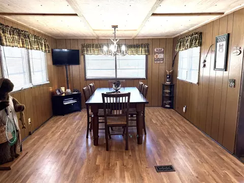 Dining - 11881 S Winesap, Baldwin, MI 49304 photo 1 of 3