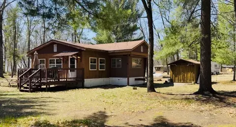 Exterior - 11881 S Winesap, Baldwin, MI 49304 photo 2 of 6