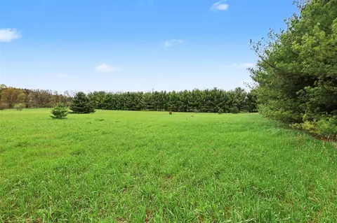 3724 Russell, Cedar Springs, MI 49319