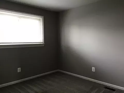 9458 Chamberlain, Romulus, MI 48174 photo 10