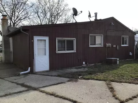 9458 Chamberlain, Romulus, MI 48174 photo 3