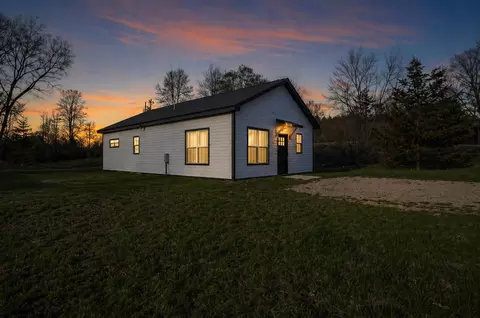 2084 W Fenwick, Fenwick, MI 48834