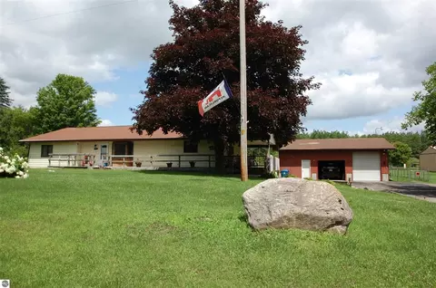 388 W Lagrant, Update, MI 48766
