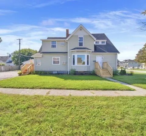 1732 10th, Port Huron, MI 48060