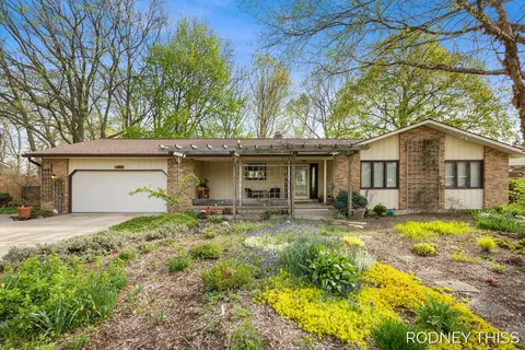 1445 Ridgewood, Jenison, MI 49428