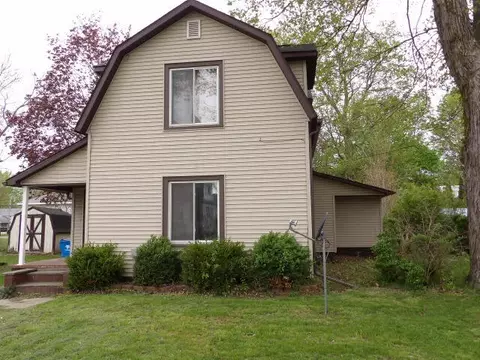 5 Arnold, Quincy, MI 49082