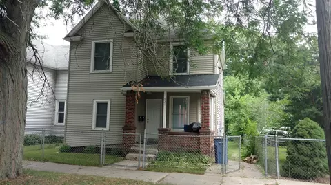 921 Dayton, Grand Rapids, MI 49504