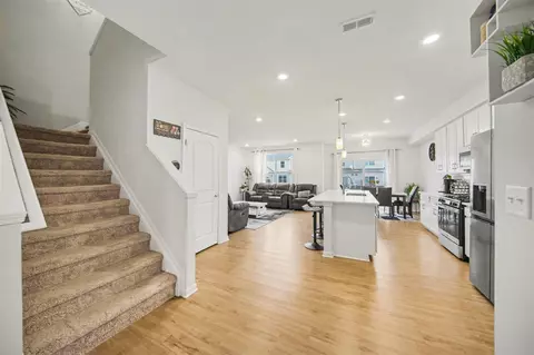 Entry Way - 503 Maize, Saline, MI 48176 photo 1 of 1