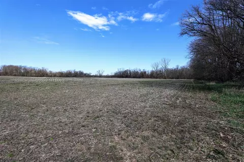 Vl Cr 352, Decatur, MI 49045